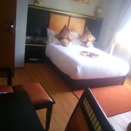 Zigzag Hotel And Spa Аддис-Абеба Экстерьер фото